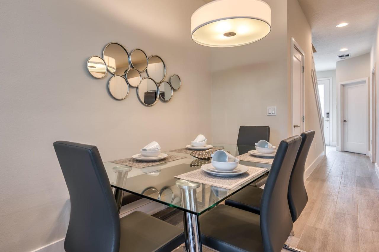 Four Corners Comfortable Townhome With Private Pool Near Disney מראה חיצוני תמונה